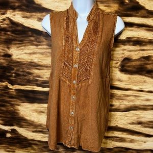 Western / Boho Sleeveless Blouse | No Flaws, Size Med, Unique Brand & CUTE! 🤠